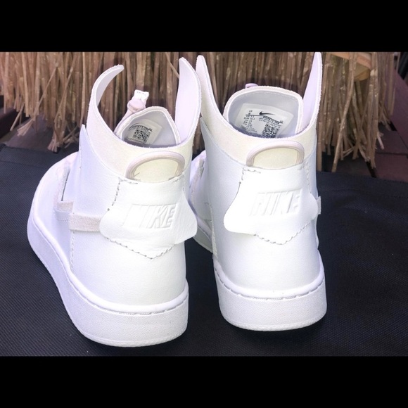 Nike Vandalised LX White Platinum Tint Game - Picture 2 of 6